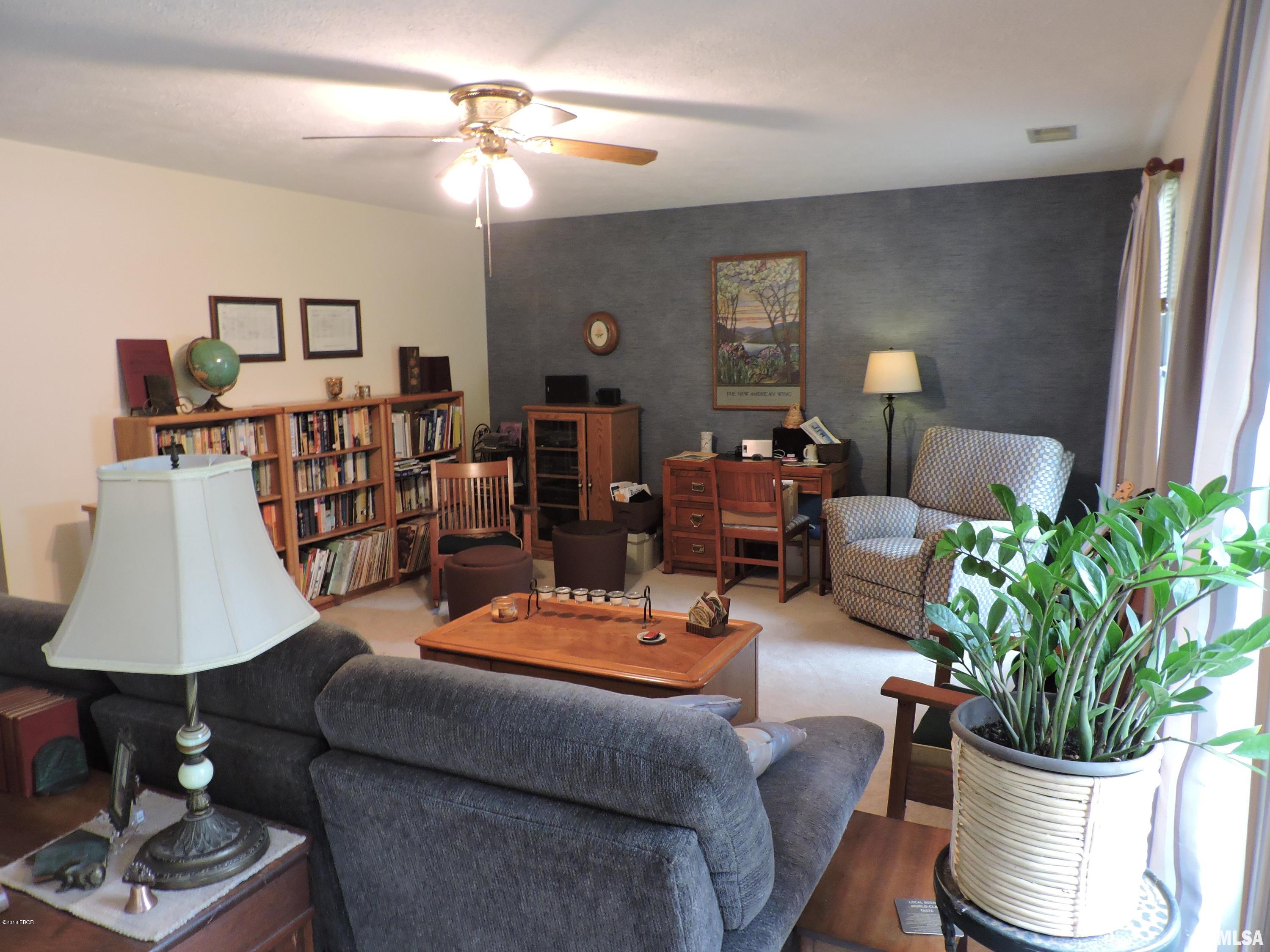 4100 Baptist Camp Road Carterville, IL 62918 - Photo 6 of 36 Gallery Image 6