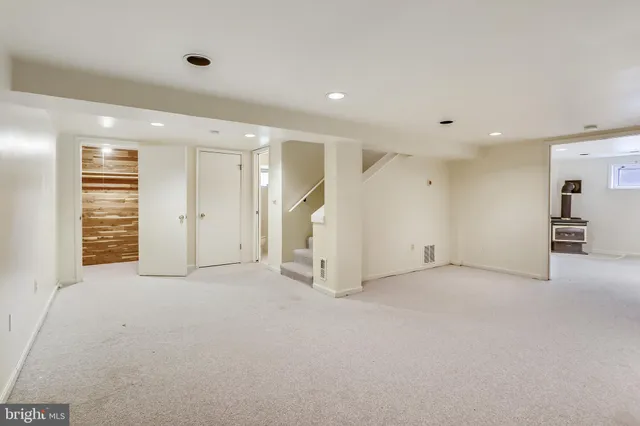 $2,850 | 13109 Dumbarton Drive, Rockville, MD 20853