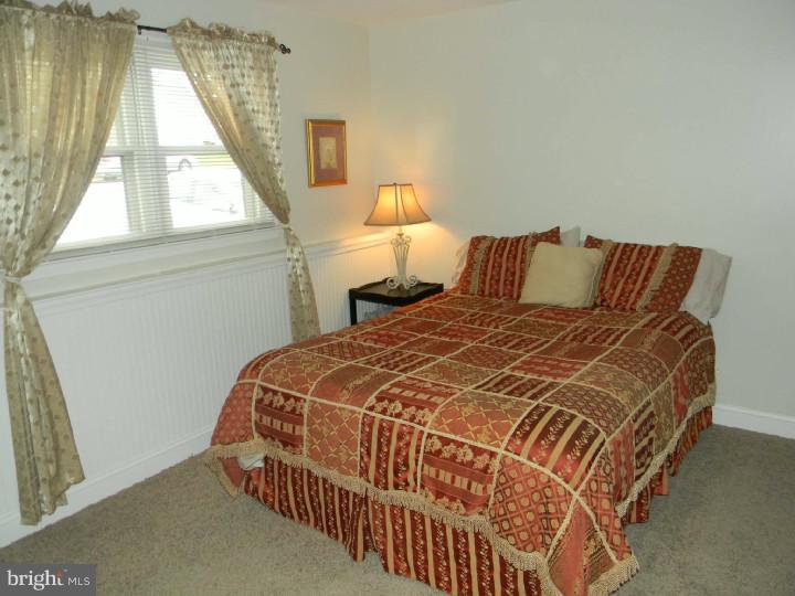 1126 Warren Road West Chester, PA 19382 - Photo 19 of 25 Bedroom 4