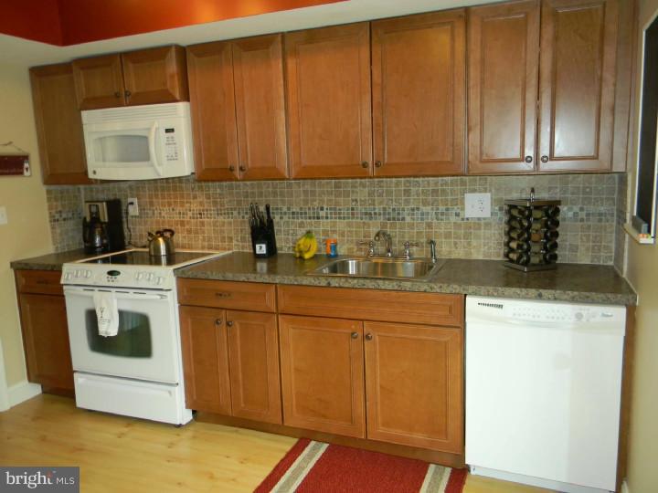 1126 Warren Road West Chester, PA 19382 - Photo 6 of 25 Kitchen