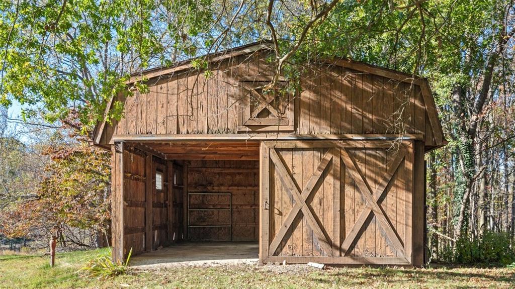 507 Rochester Road Rochester, PA 15074 - Photo 25 of 35 a view of outdoor space