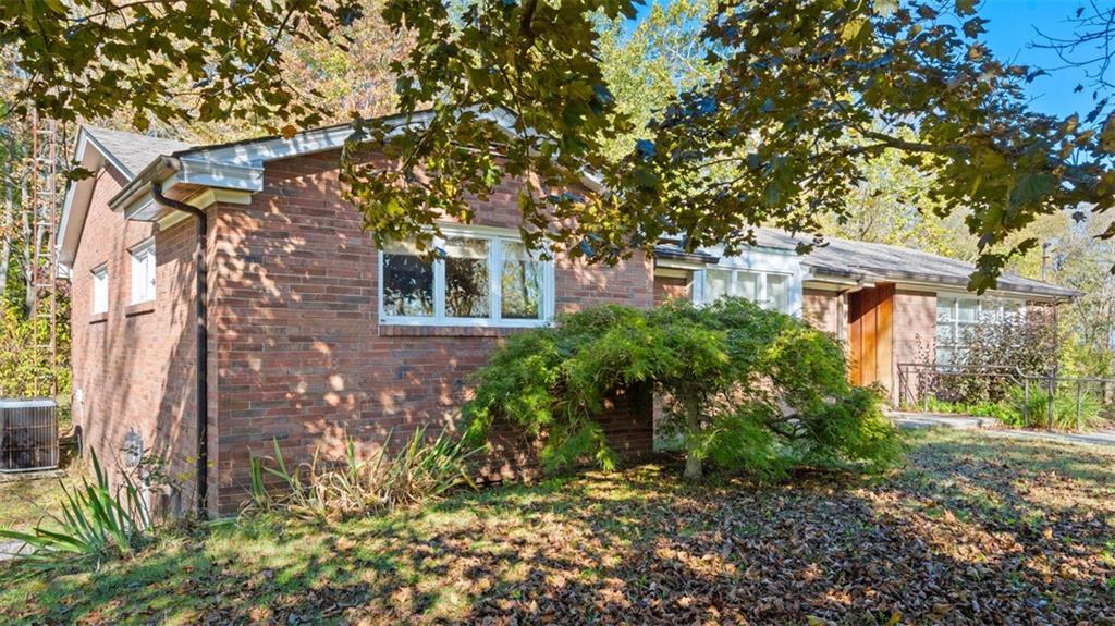 507 Rochester Road Rochester, PA 15074 - Photo 29 of 35 a front view of a house with a yard