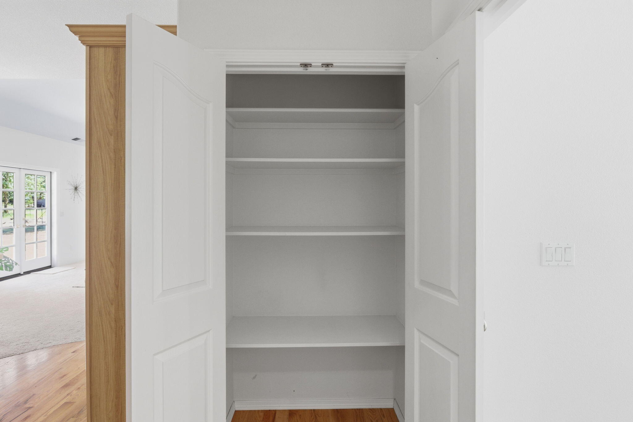 45 Marble Mountain Road Grants Pass, OR 97527 - Photo 23 of 40 Linen closet. So much lovely storage space.