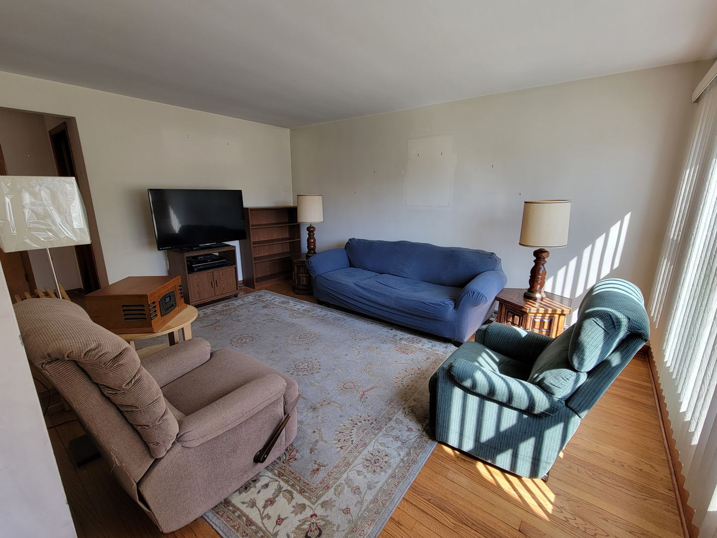 5316 North Rutherford Avenue Chicago, IL 60656 - Photo 2 of 44