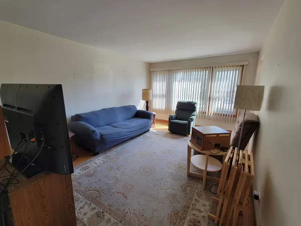 $399,900 | 5316 North Rutherford Avenue, Chicago, IL 60656