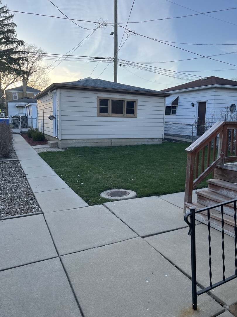 5316 North Rutherford Avenue Chicago, IL 60656 - Photo 37 of 44