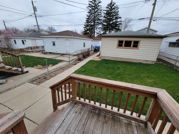 $399,900 | 5316 North Rutherford Avenue, Chicago, IL 60656