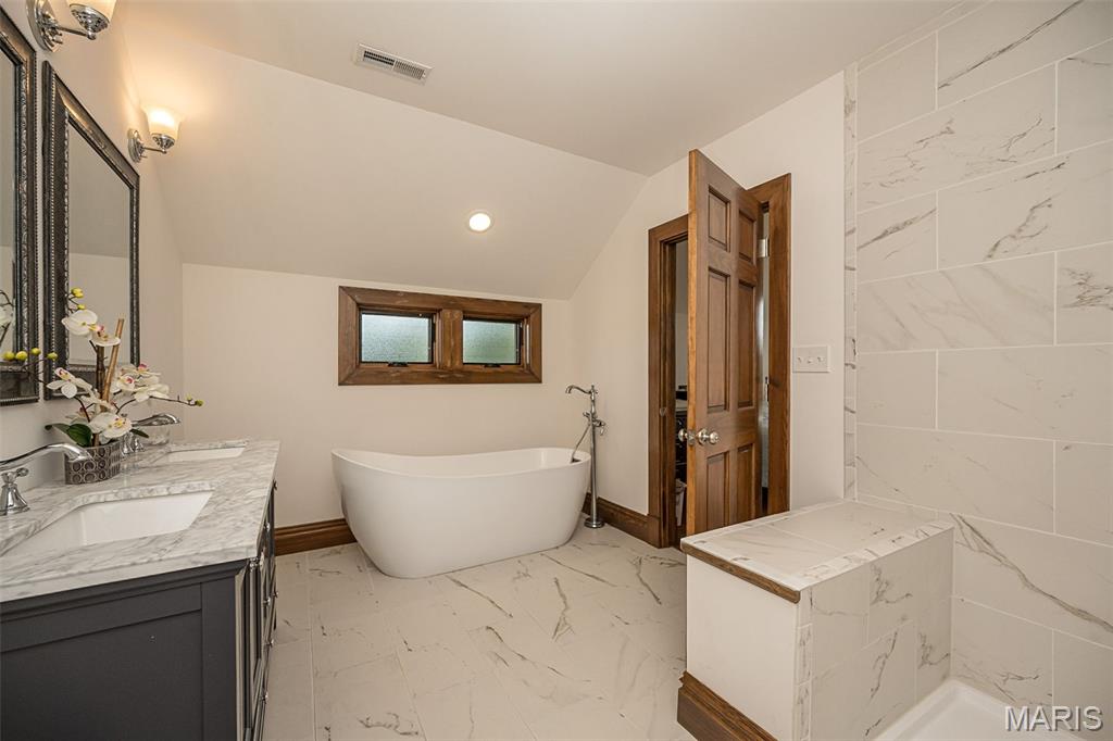 4241 Alt Road Pacific, MO 63069 - Photo 18 of 34