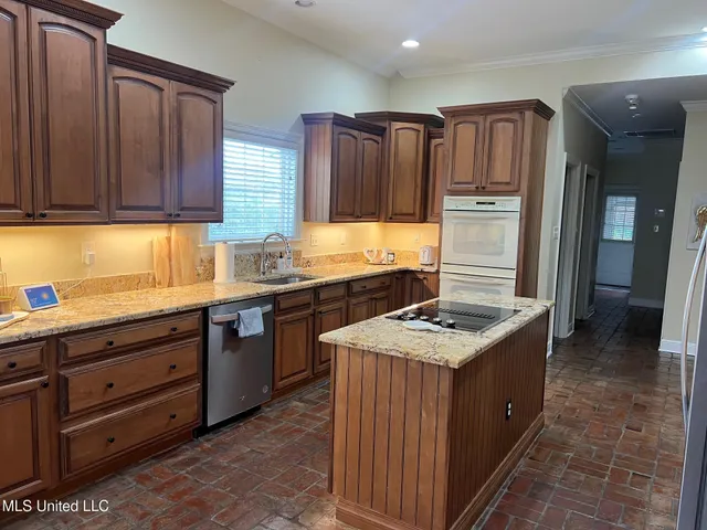 $3,500 | 11645 Stanton Circle, Gulfport, MS 39503