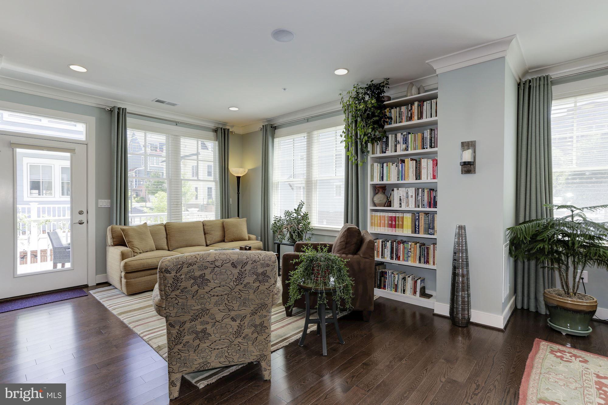 648 Ellsworth Drive Silver Spring, MD 20910 - Photo 17 of 33 Separate Sitting Area with Private Patio in back!