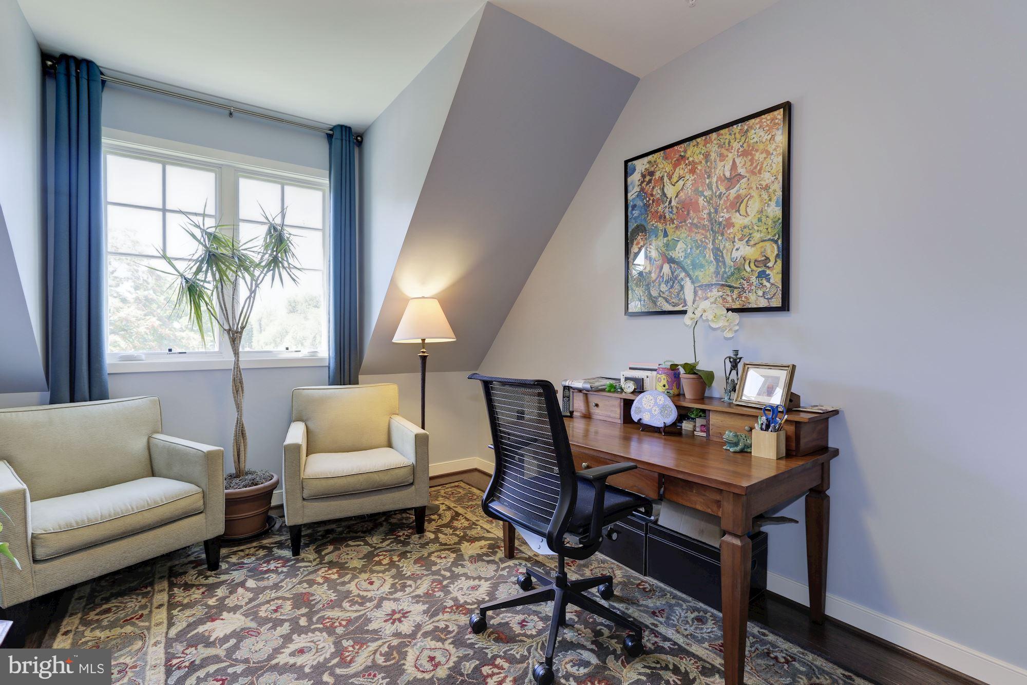 648 Ellsworth Drive Silver Spring, MD 20910 - Photo 26 of 33 Bedroom 3