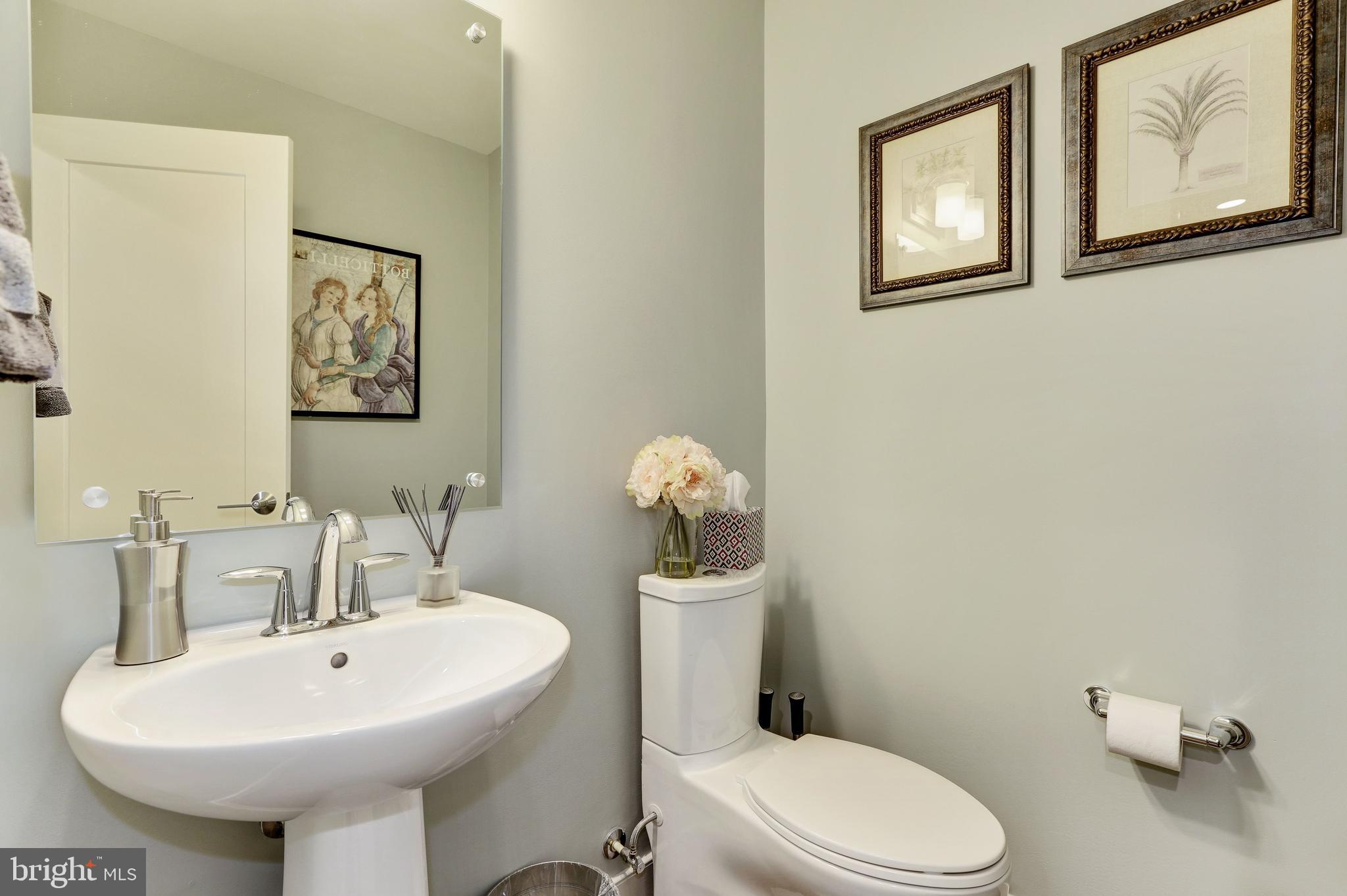 648 Ellsworth Drive Silver Spring, MD 20910 - Photo 8 of 33 Powder Room on first level