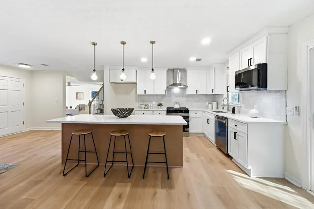 $519,900 | 4146 Chimney Lake Drive Northeast, Roswell, GA 30075