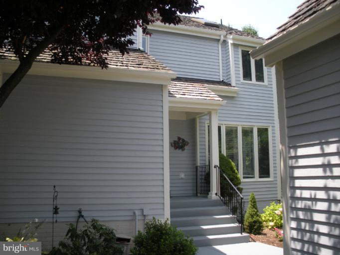 1282 Wedgewood Manor Way Reston, VA 20194 - Photo 22 of 25 End unit townhome w/two car garage