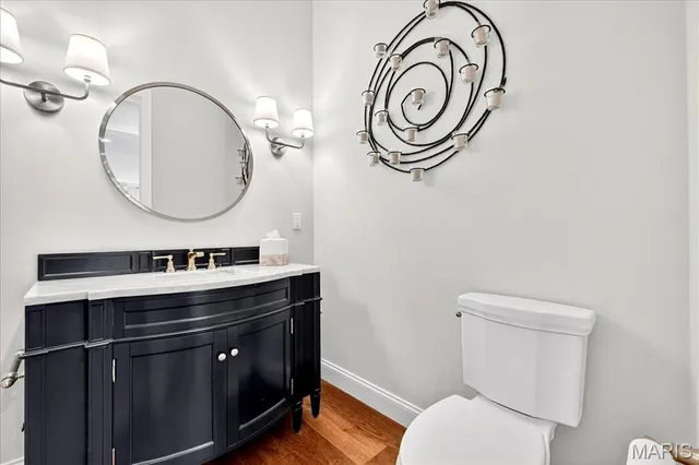 $1,500,000 | 10135 Fieldcrest Lane, St. Louis, MO 63124