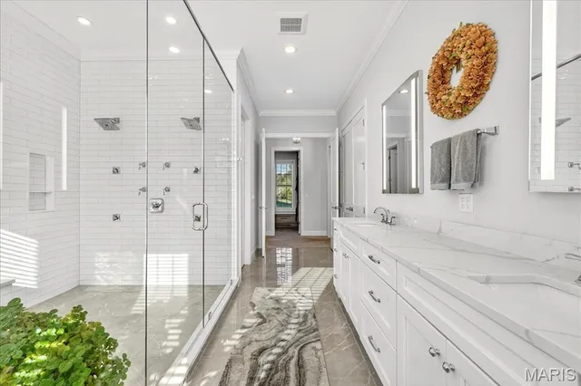 $1,500,000 | 10135 Fieldcrest Lane, St. Louis, MO 63124