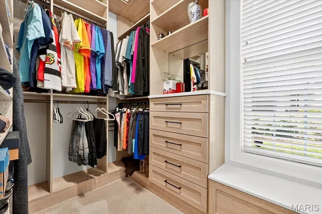 $1,500,000 | 10135 Fieldcrest Lane, St. Louis, MO 63124