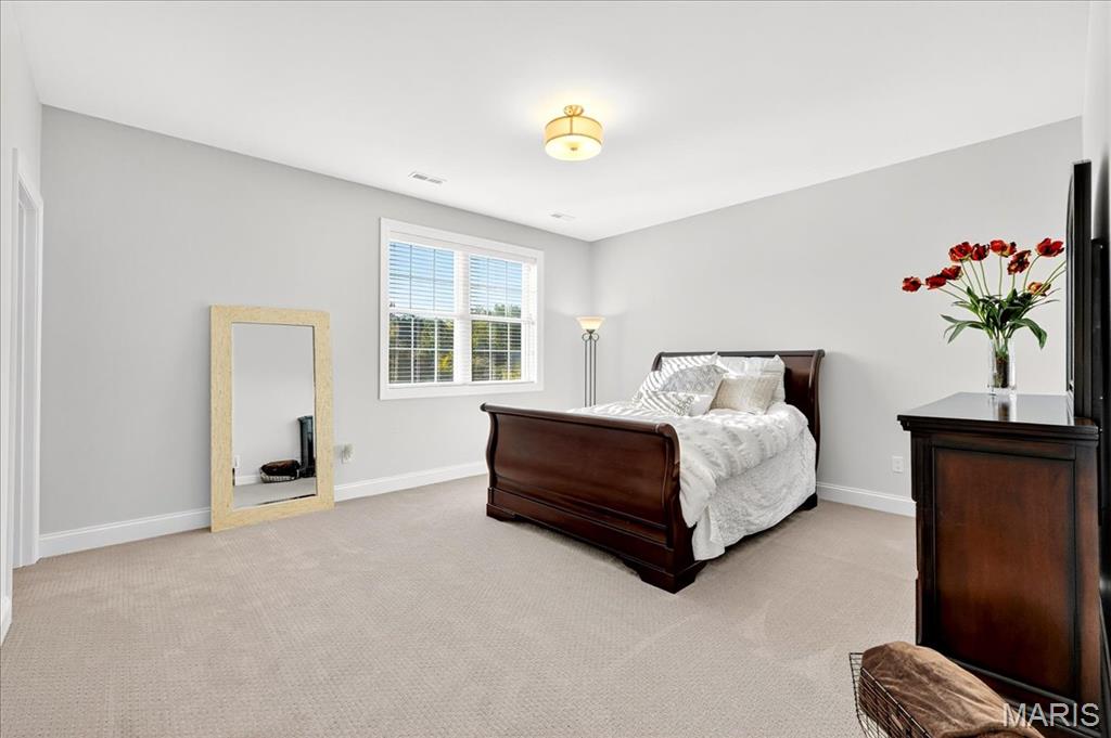 10135 Fieldcrest Lane St. Louis, MO 63124 - Photo 31 of 50