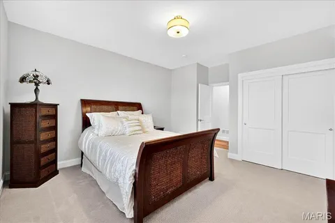 $1,500,000 | 10135 Fieldcrest Lane, St. Louis, MO 63124