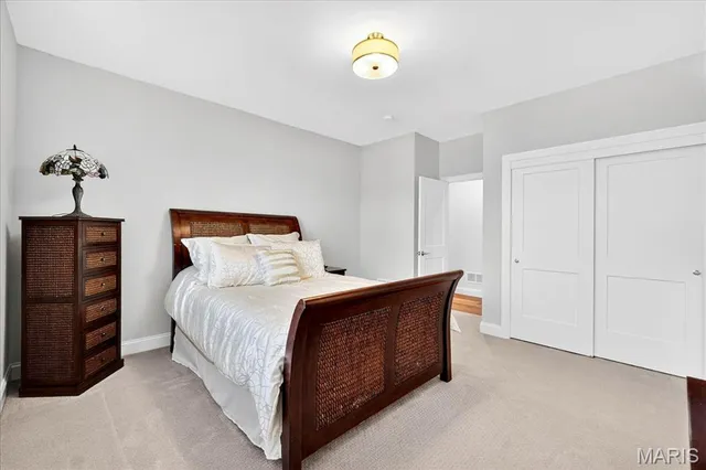 $1,500,000 | 10135 Fieldcrest Lane, St. Louis, MO 63124