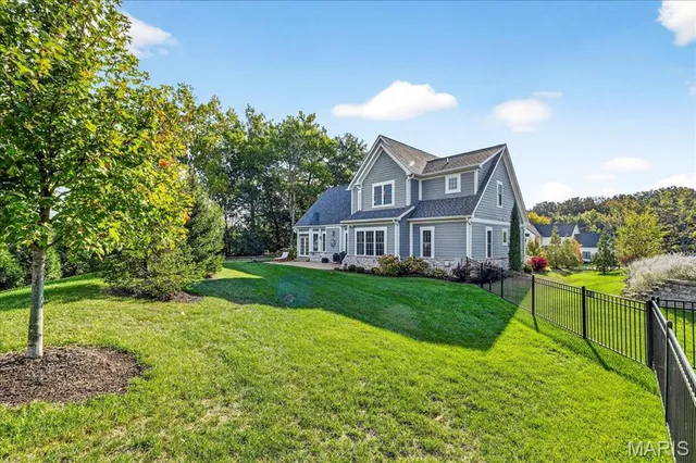 $1,500,000 | 10135 Fieldcrest Lane, St. Louis, MO 63124