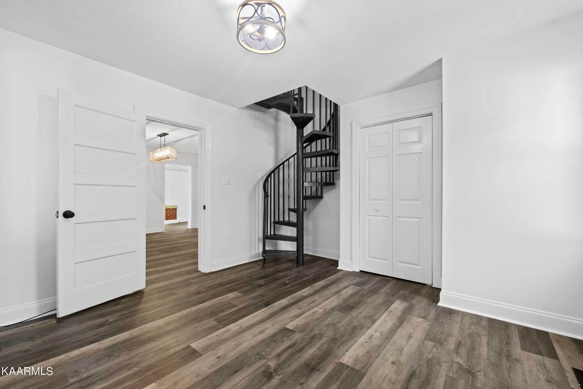 3044 Sims Road Sevierville, TN 37876 - Photo 22 of 34 a view of empty room with wooden floor