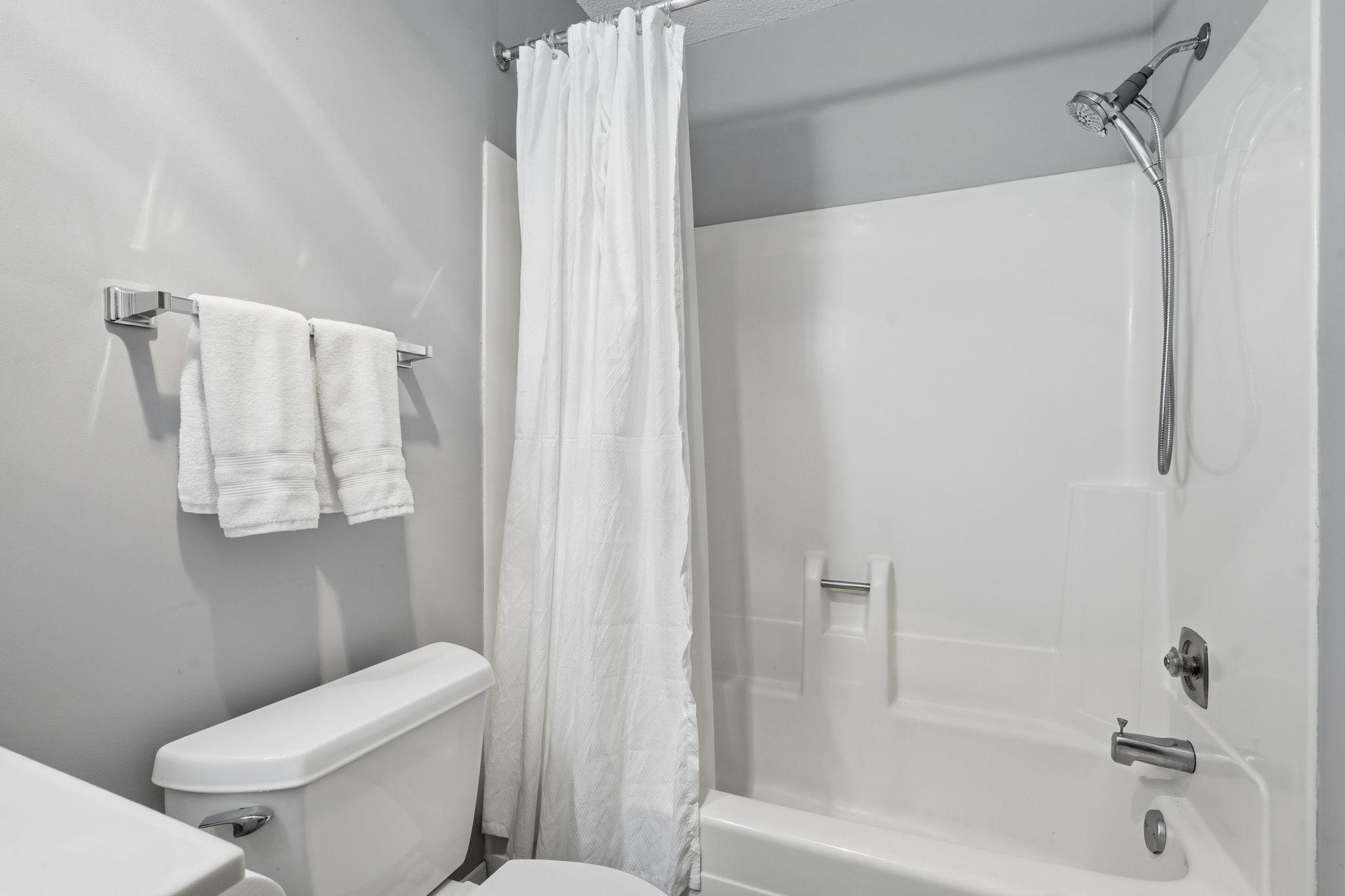 7290 Vista Court Eden Prairie, MN 55346 - Photo 10 of 20