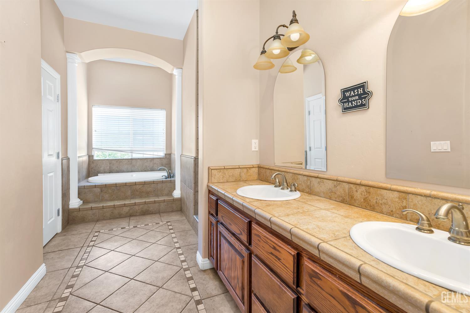 Undisclosed Address Tehachapi, CA 93561 - Photo 23 of 39