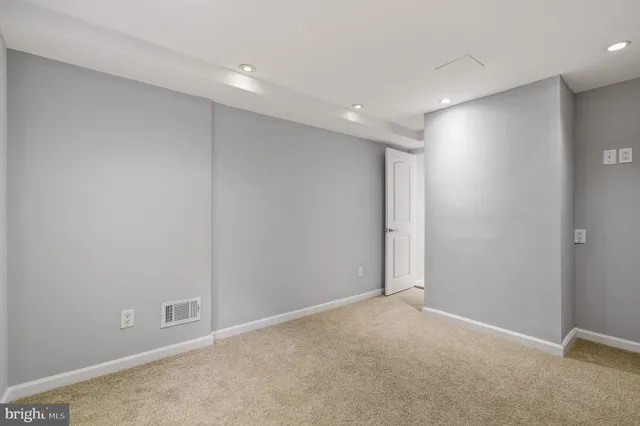 $800,000 | 2117 S Street Northwest, Washington, DC 20008