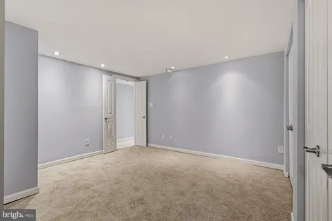 $800,000 | 2117 S Street Northwest, Washington, DC 20008