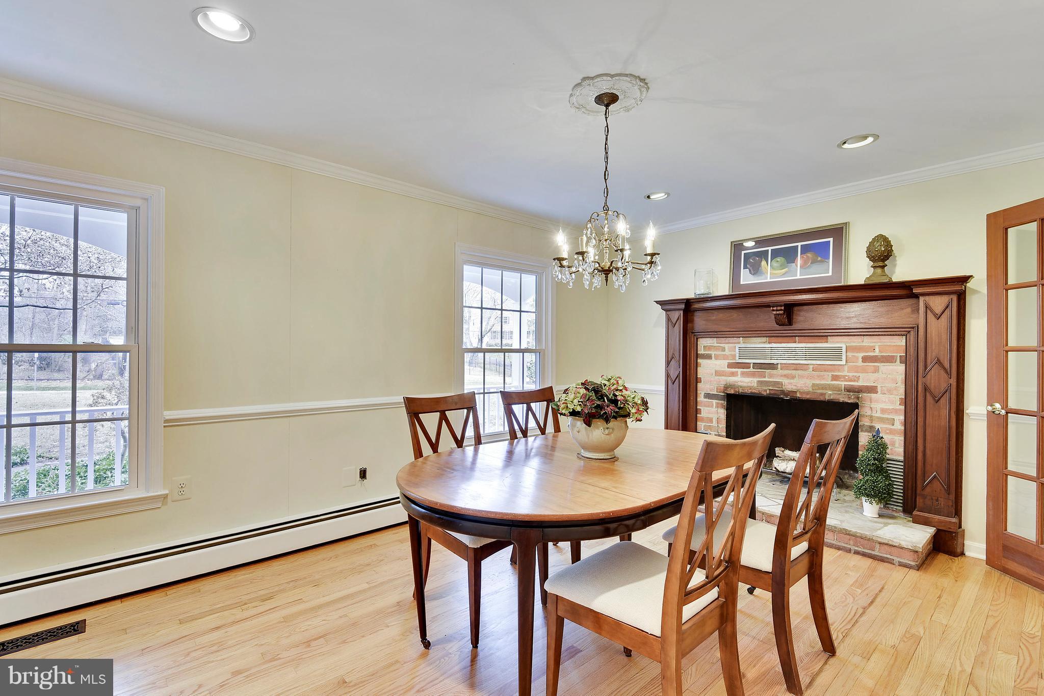 11120 Fawsett Road Potomac, MD 20854 - Photo 7 of 23 Dining Room