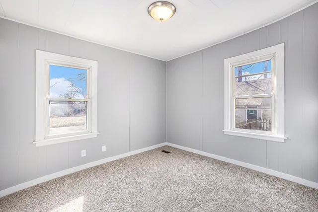 $2,300 | 2156 Washington Circle, Munster, IN 46321