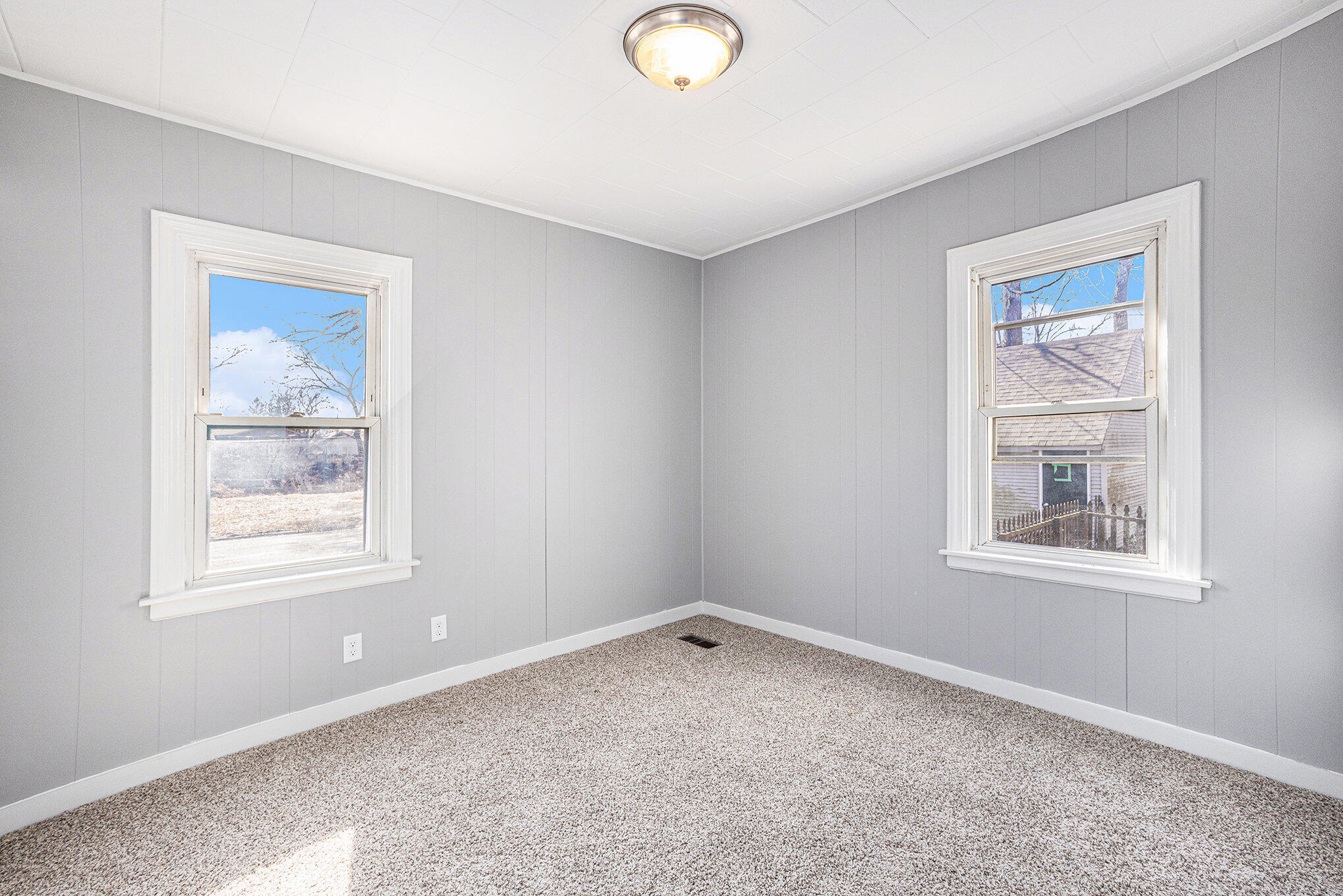 2156 Washington Circle Munster, IN 46321 - Photo 11 of 11 2038x1360