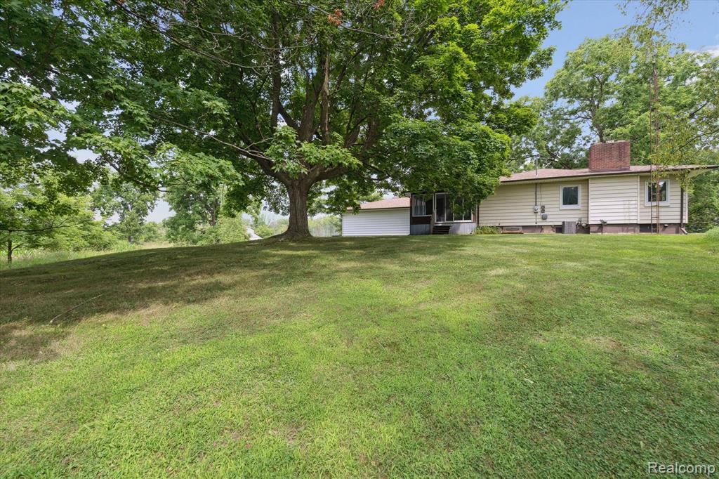 7467 McCandlish Road Grand Blanc, MI 48439 - Photo 33 of 47 Gallery Image 33