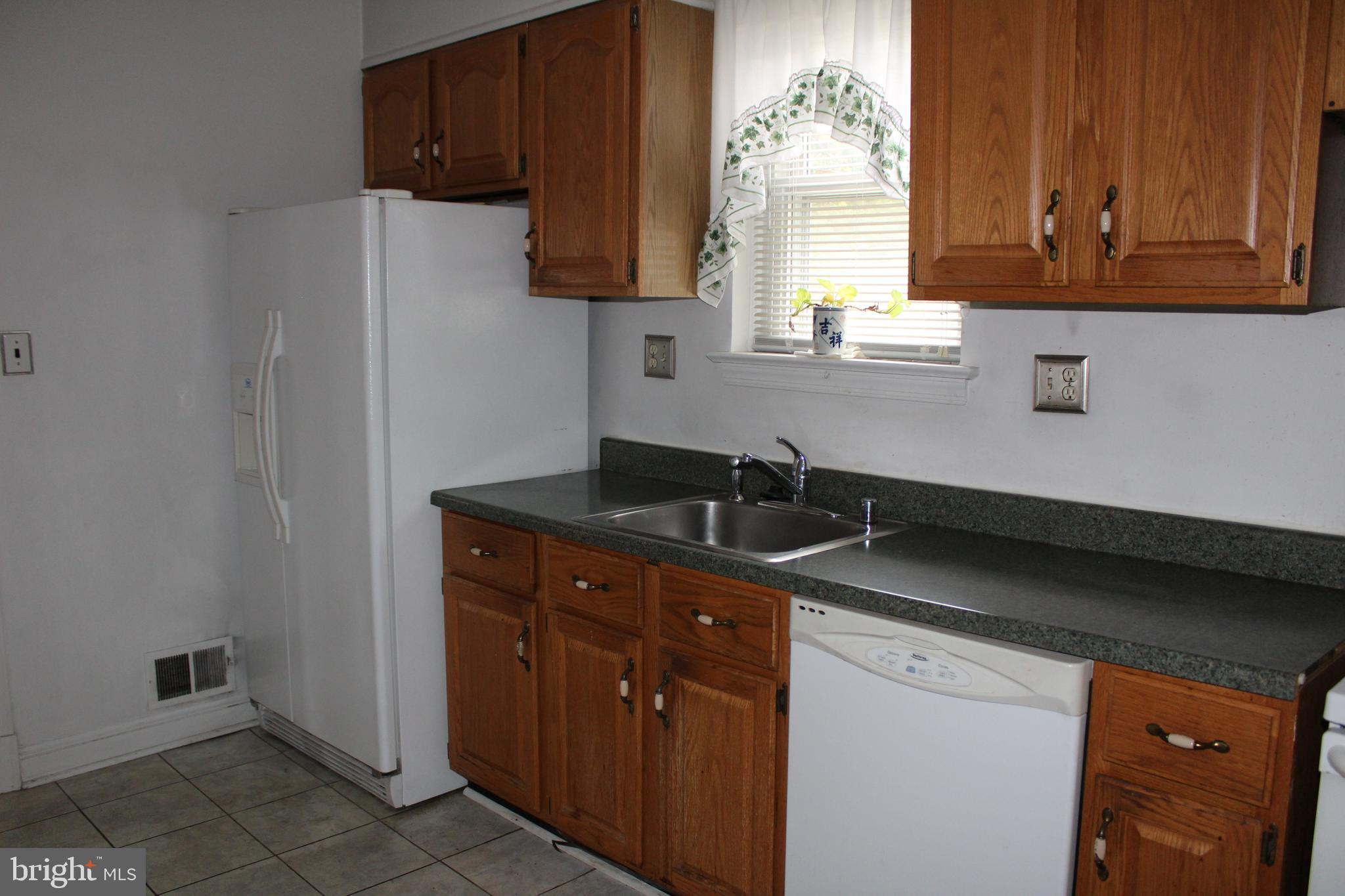 5133 Temple Hill Road Temple Hills, MD 20748 - Photo 15 of 45 Current View