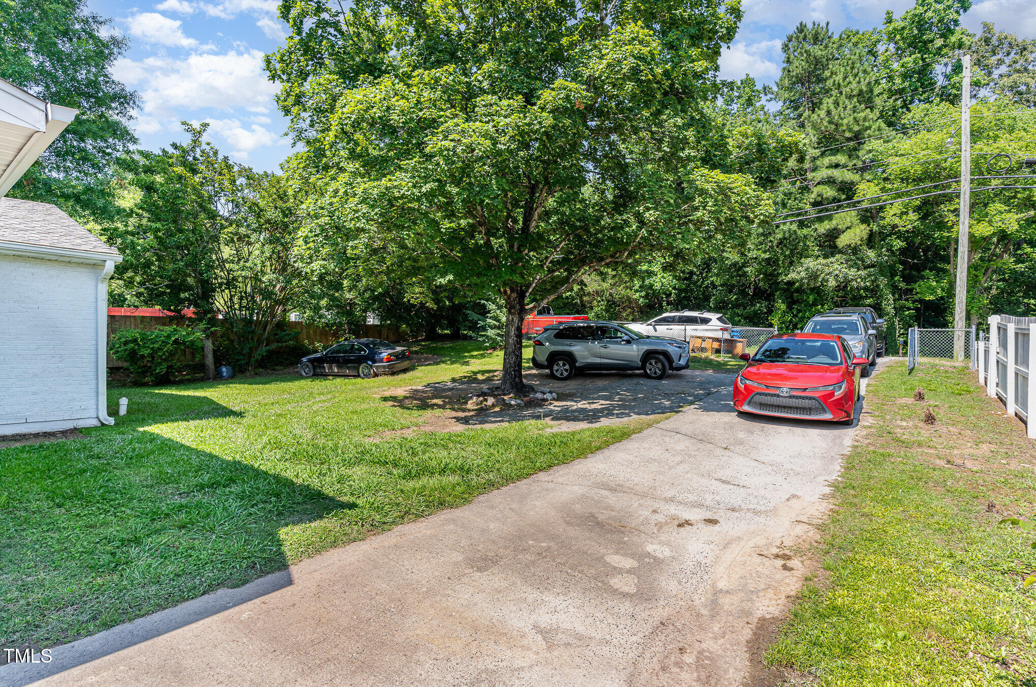 118 Lynn Road Durham, NC 27703 - Photo 25 of 29 022_dsc00011-edit_275