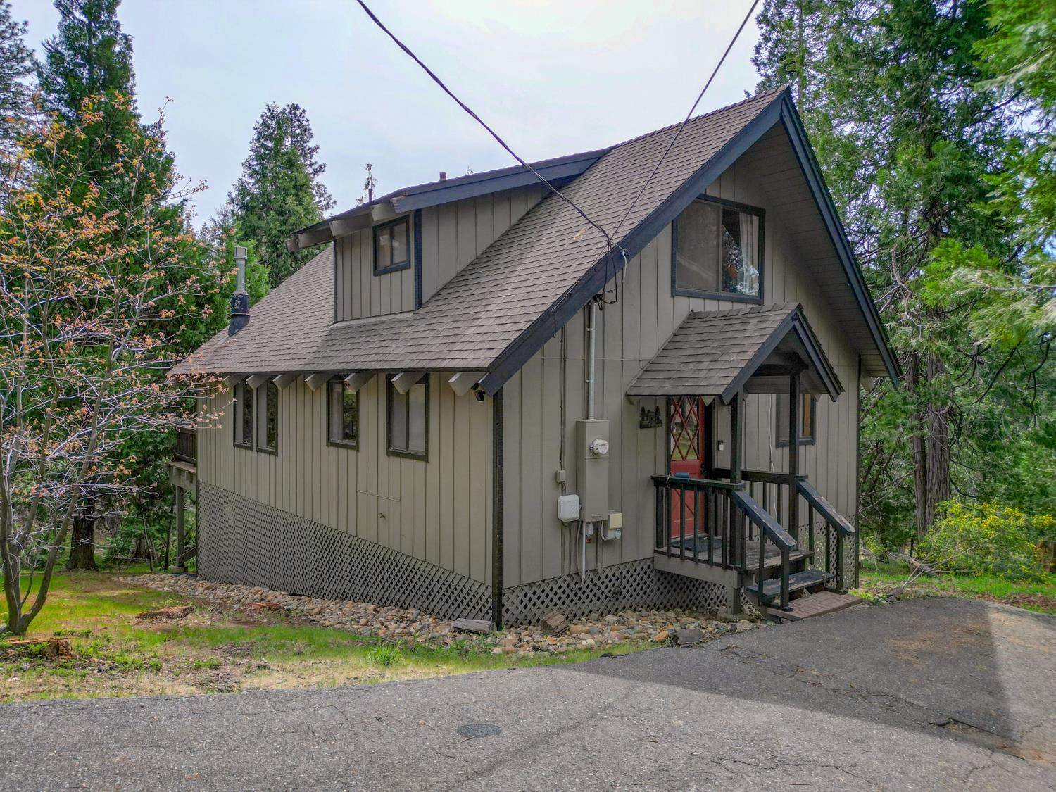 2271 Mustang Road Arnold, CA 95223 - Photo 2 of 45