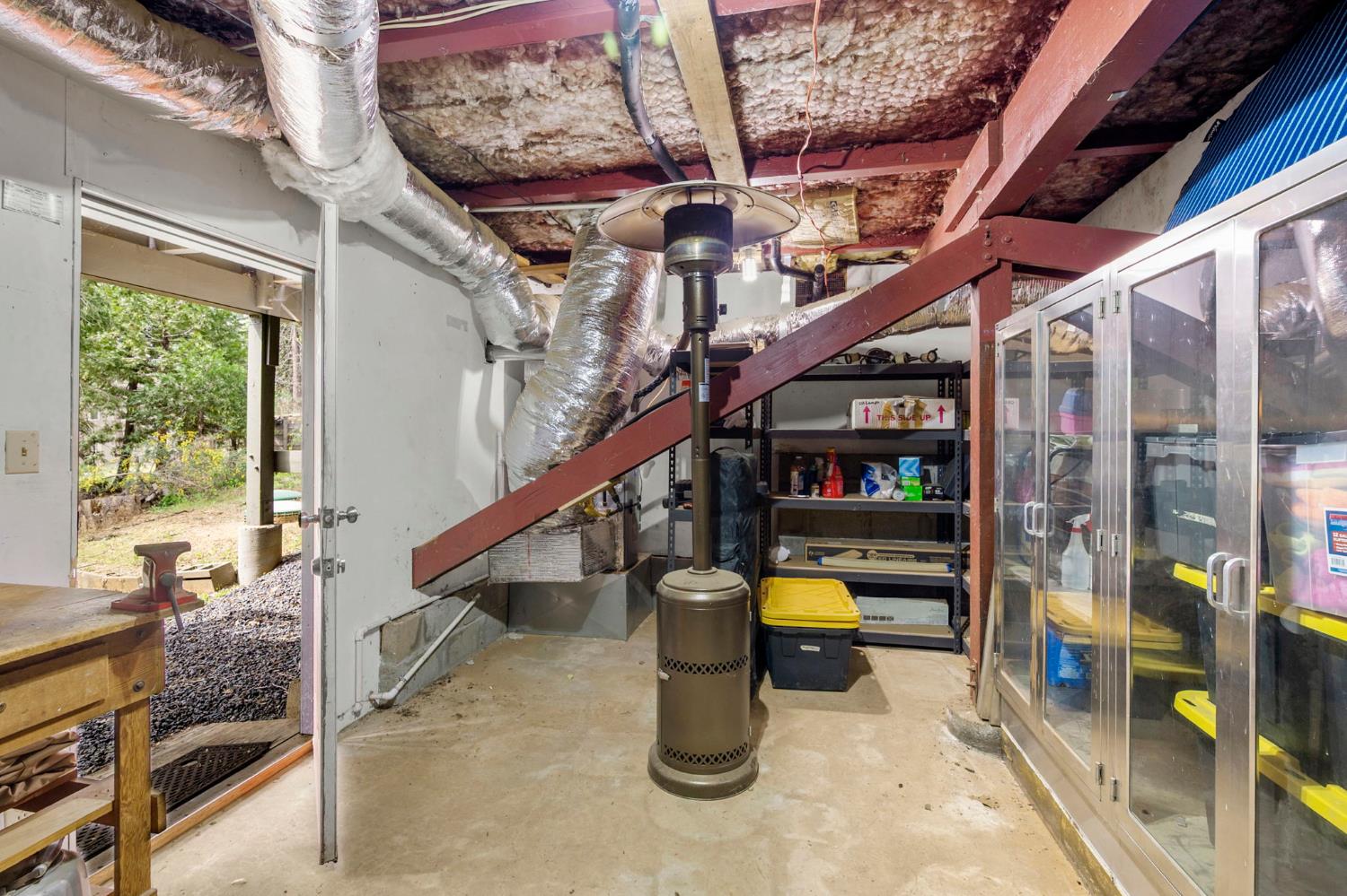 2271 Mustang Road Arnold, CA 95223 - Photo 33 of 45