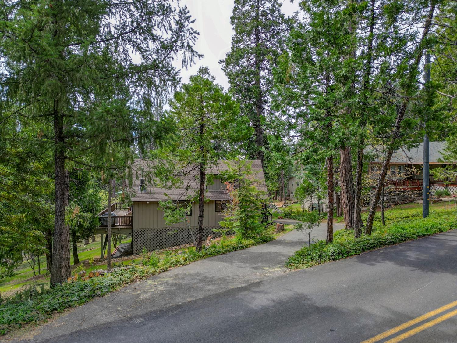 2271 Mustang Road Arnold, CA 95223 - Photo 35 of 45