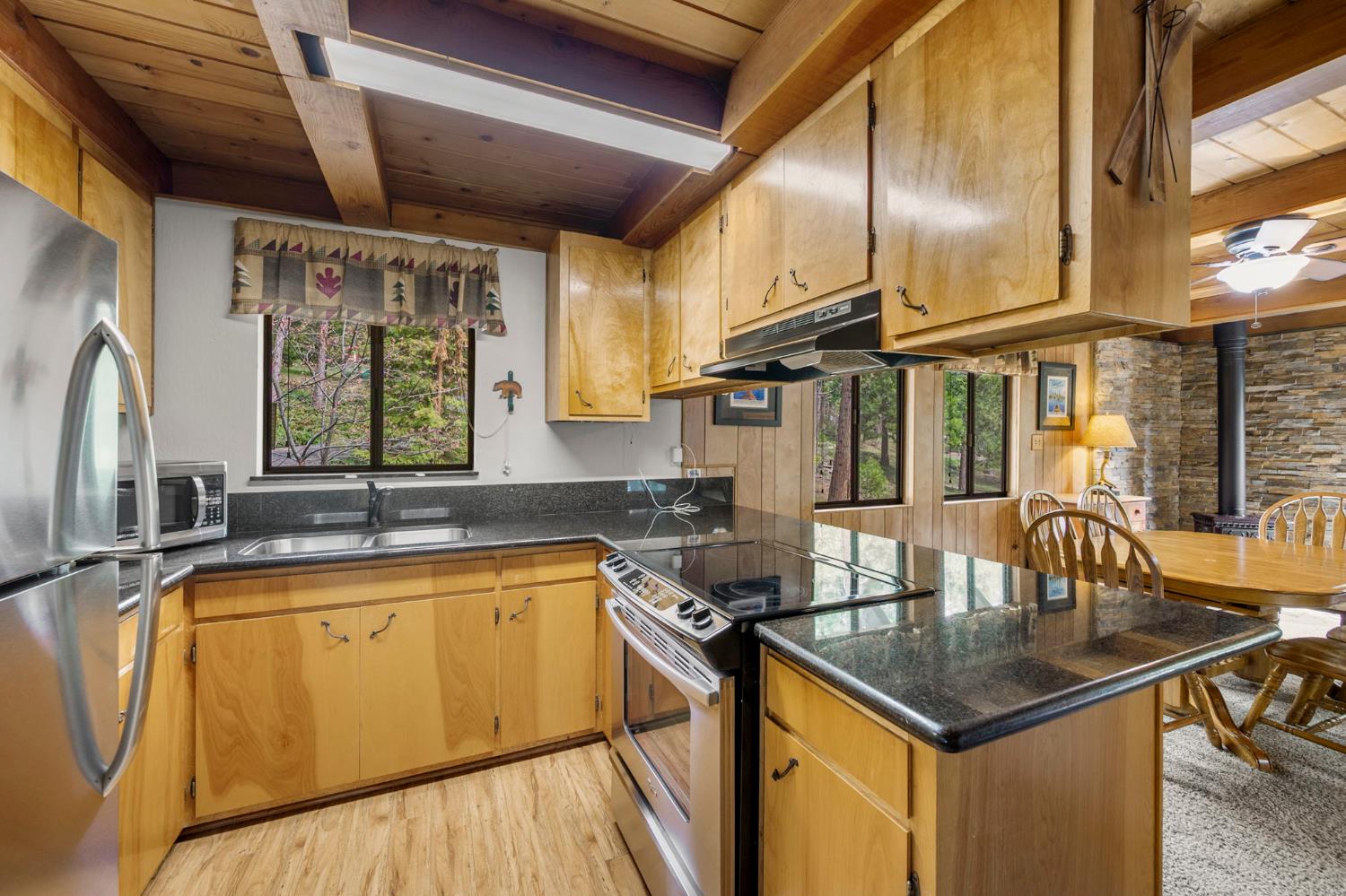 2271 Mustang Road Arnold, CA 95223 - Photo 9 of 45