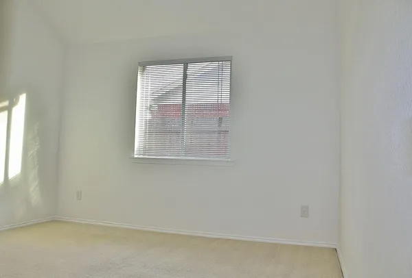 $2,195 | 6333 Pool View Drive, Dallas, TX 75249