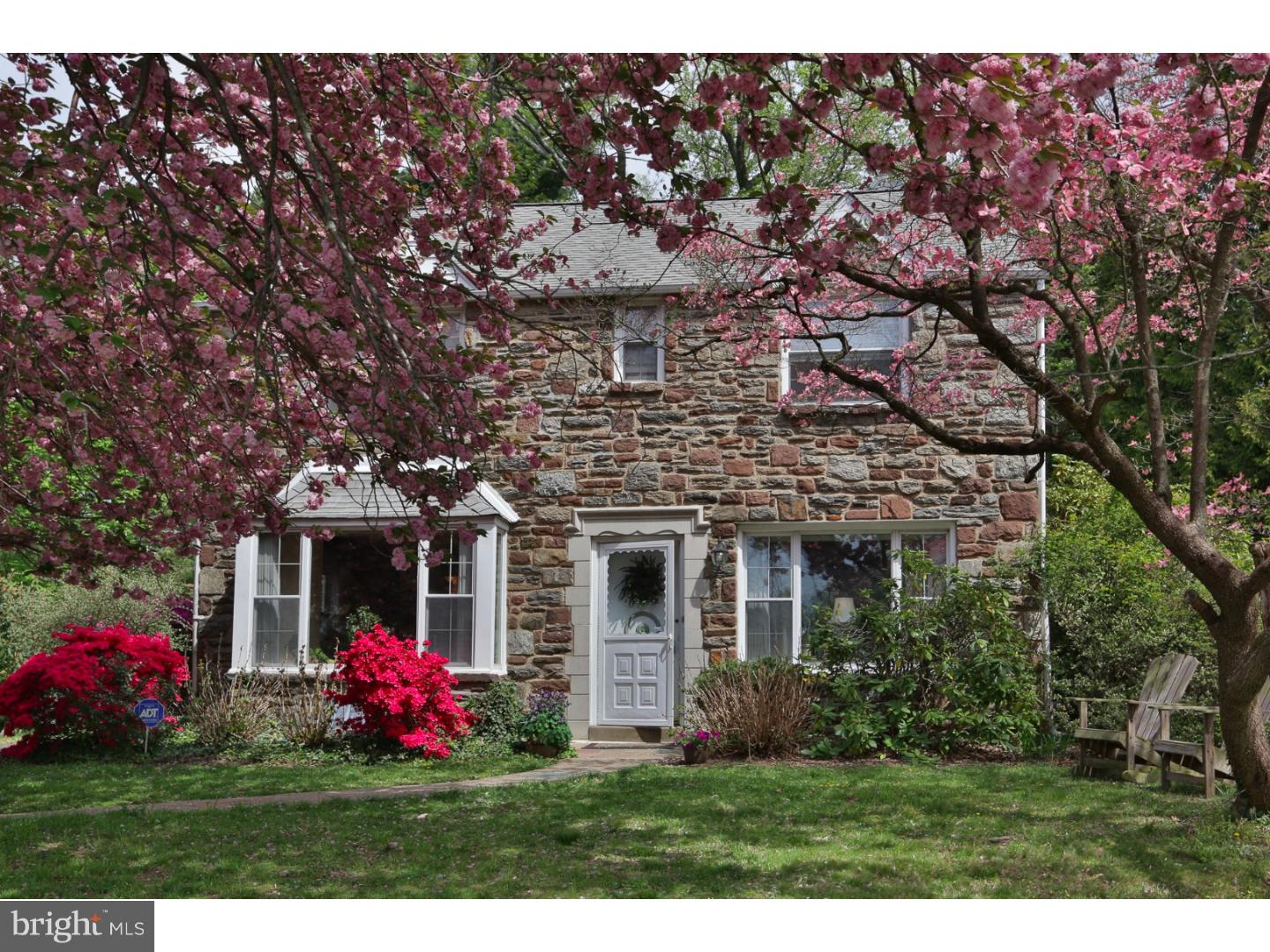 137 Kingston Road Cheltenham, PA 19012 - Photo 1 of 19