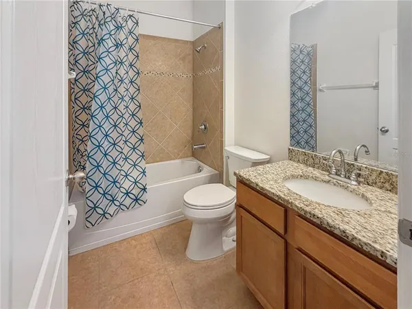 $2,950 | 12425 Fairlawn Drive, Riverview, FL 33579