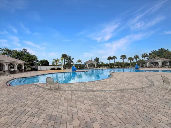 $2,950 | 12425 Fairlawn Drive, Riverview, FL 33579