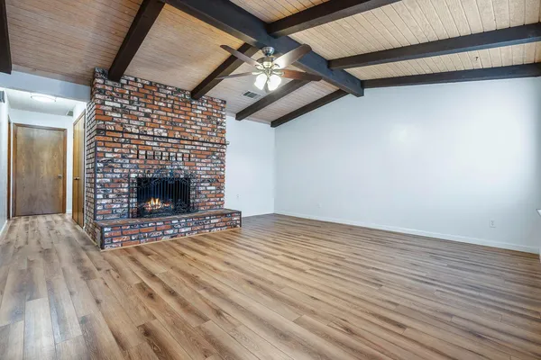 $300,000 | 1629 Willow Avenue, Clovis, CA 93612