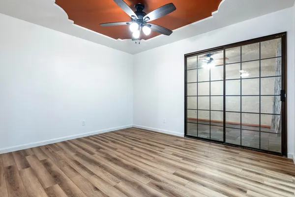 $300,000 | 1629 Willow Avenue, Clovis, CA 93612