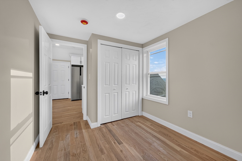 69 Orient Street Worcester, MA 01604 - Photo 14 of 42