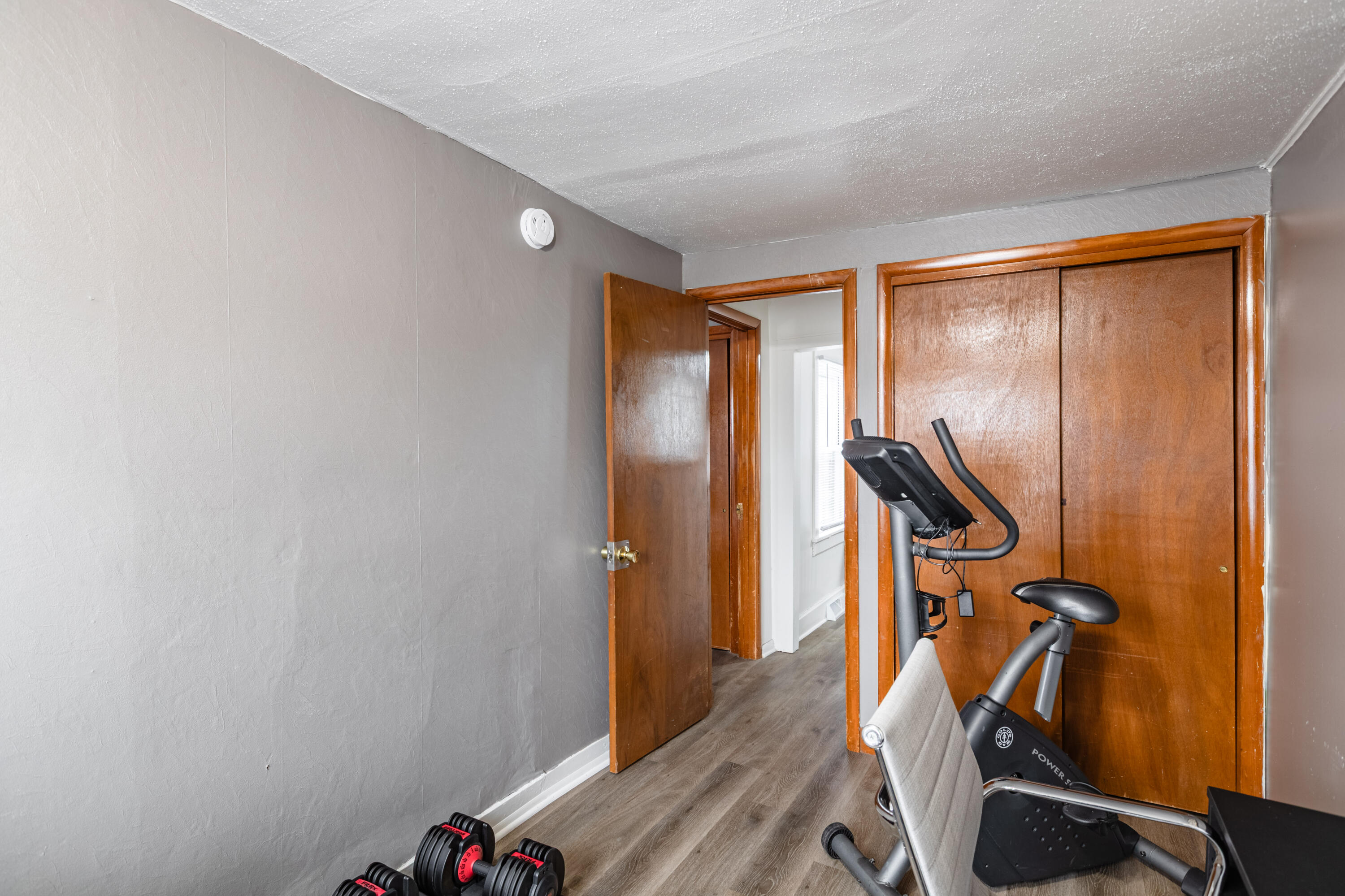 1406 6th Street South La Crosse, WI 54601 - Photo 13 of 16 C24I3988-HDR