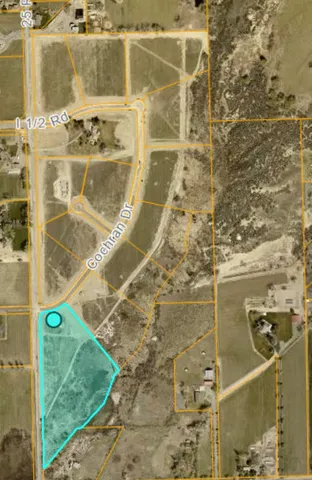 a picture of a room with a bench