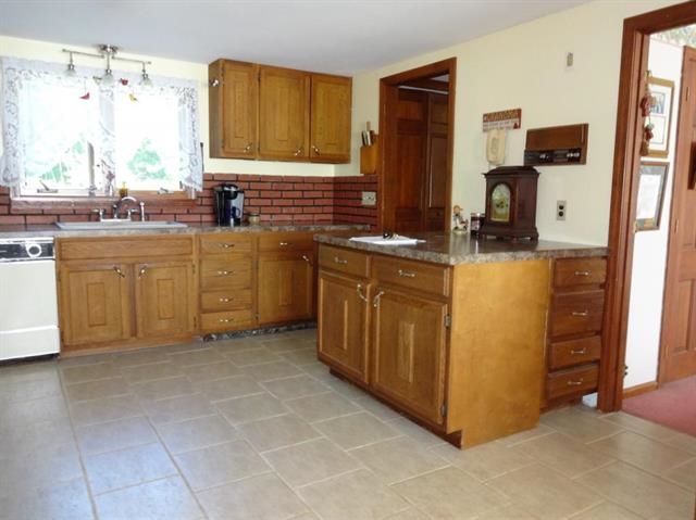15 Twist Hill Road Dunbarton, NH 03046 - Photo 3 of 22 Gallery Image 3